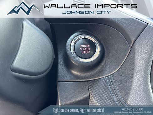 Certified 2023 Subaru Forester Premium AWD/4WD image 22