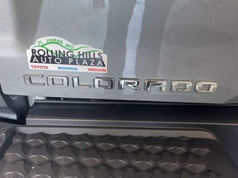 Used 2024 Chevrolet Colorado W/T image 43