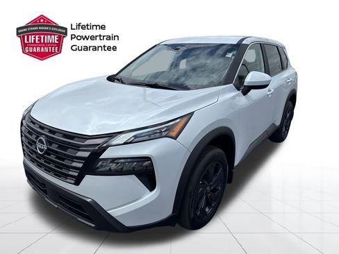 New 2026 Nissan Rogue SV FWD image 1