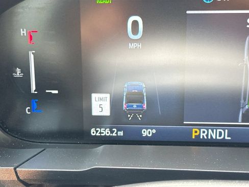 Used 2025 Ford Maverick Lariat AWD/4WD image 12
