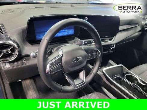 Certified 2025 Chevrolet Equinox LT w/ Safety and Technology Package image 12