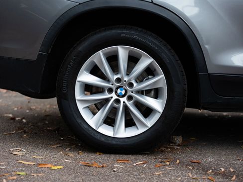 Used 2017 BMW X3 sDrive28i image 13