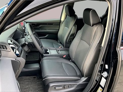 New 2026 Honda Odyssey Elite image 9
