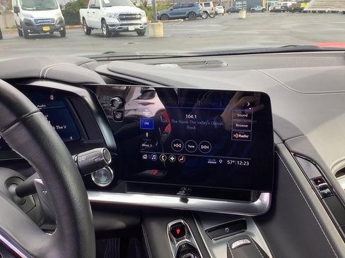 Used 2020 Chevrolet Corvette Stingray Coupe w/ Z51 Performance Package image 14