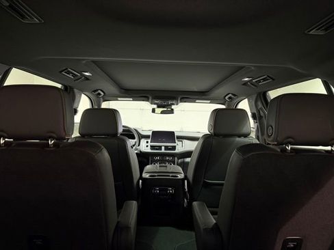 Certified 2024 GMC Yukon AT4 w/ Technology Package AWD/4WD image 11