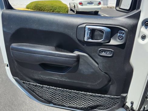 Used 2023 Jeep Wrangler Unlimited Sport AWD/4WD image 12