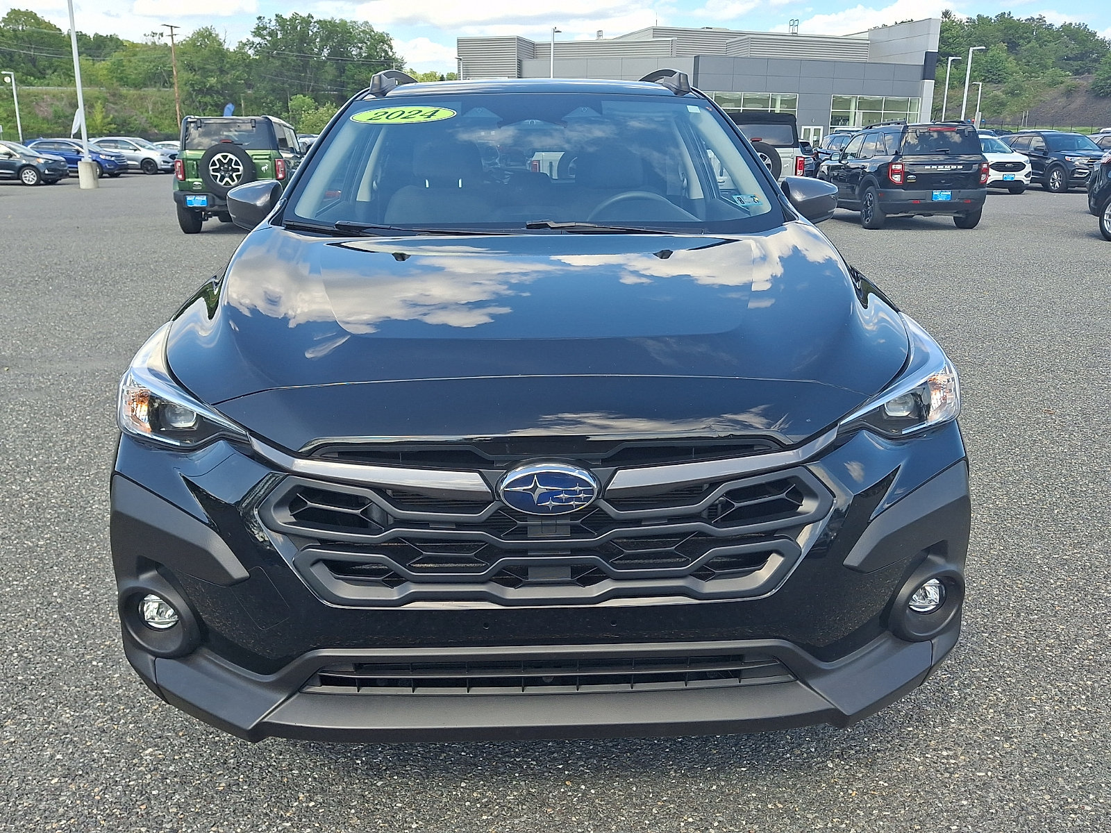 Used 2024 Subaru Crosstrek 2.0i Premium AWD/4WD image 2