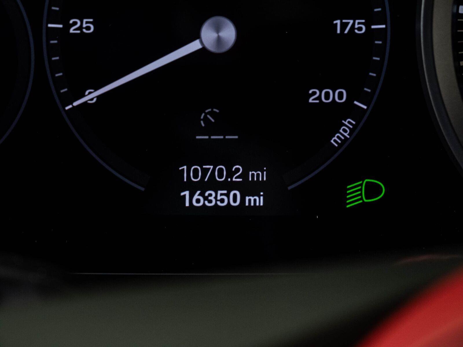 Used 2024 Porsche 911 Carrera S RWD image 12