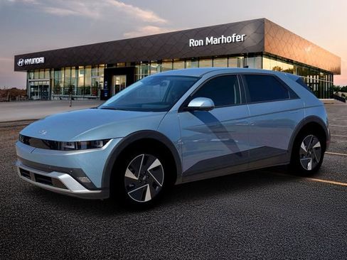 New 2026 Hyundai Ioniq 5 SEL image 2