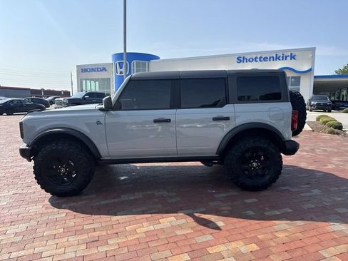 Used 2024 Ford Bronco Black Diamond AWD/4WD image 33