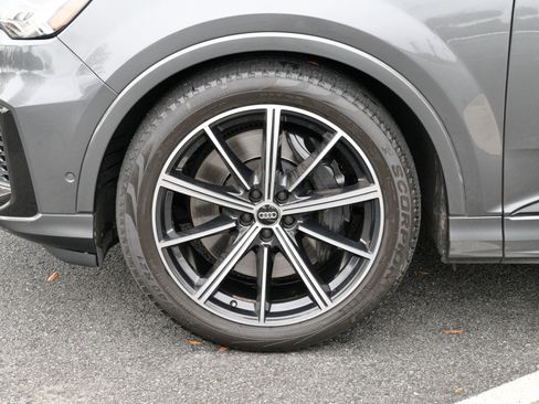 Used 2020 Audi SQ7 Prestige w/ Prestige Package image 9