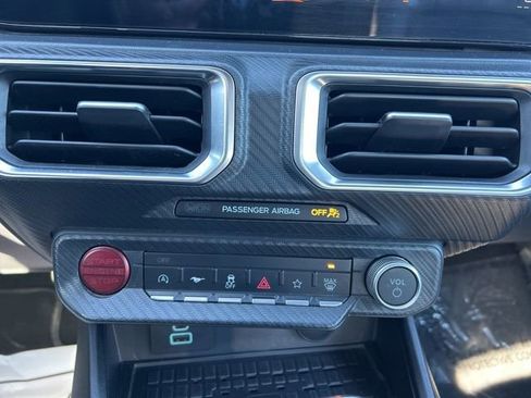 Used 2024 Ford Mustang Premium image 22