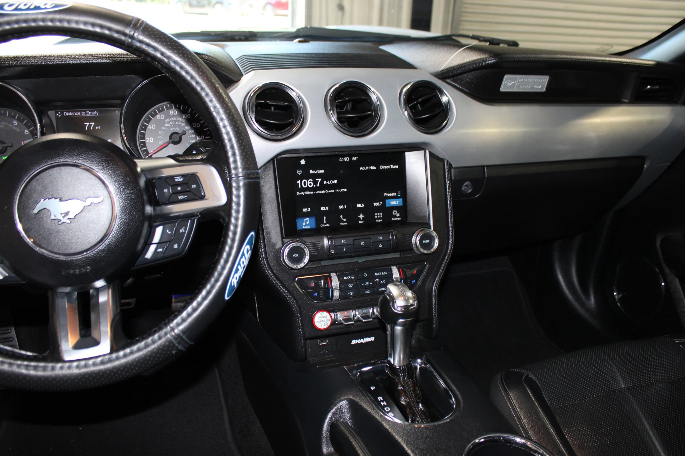 Used 2016 Ford Mustang Convertible RWD image 14