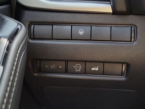 New 2026 Nissan Rogue SV FWD image 30