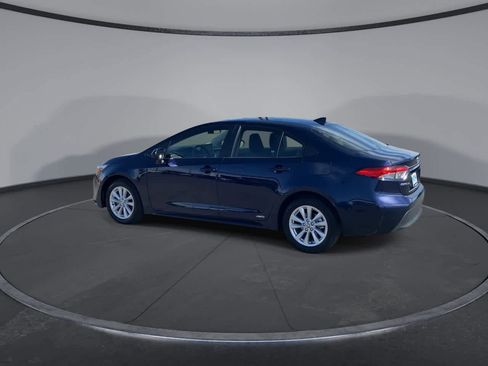 Certified 2025 Toyota Corolla LE w/ LE Premium Package image 6