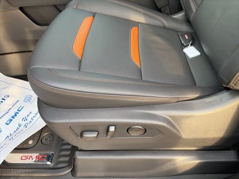 New 2026 GMC Sierra 1500 AT4 w/ AT4 Premium Package image 18