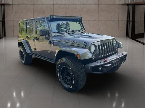Used 2016 Jeep Wrangler Unlimited Rubicon image 10