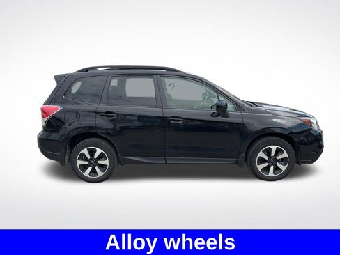 Used 2018 Subaru Forester 2.5i Premium w/ All-Weather Package AWD/4WD image 7