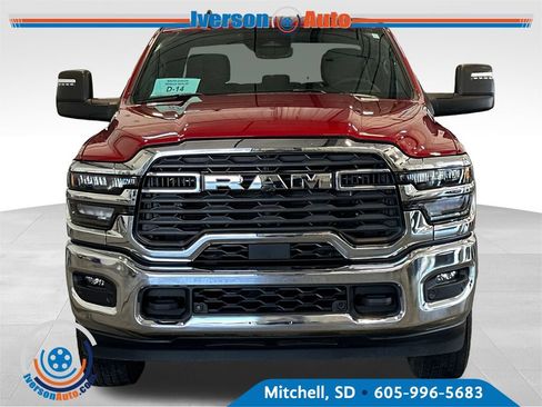 Used 2026 RAM 2500 Big Horn AWD/4WD image 3