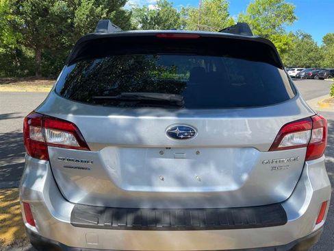 Used 2015 Subaru Outback 3.6R Limited AWD/4WD image 13