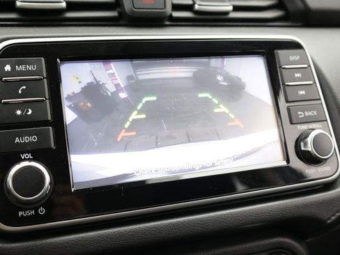Used 2020 Nissan Versa S FWD image 22