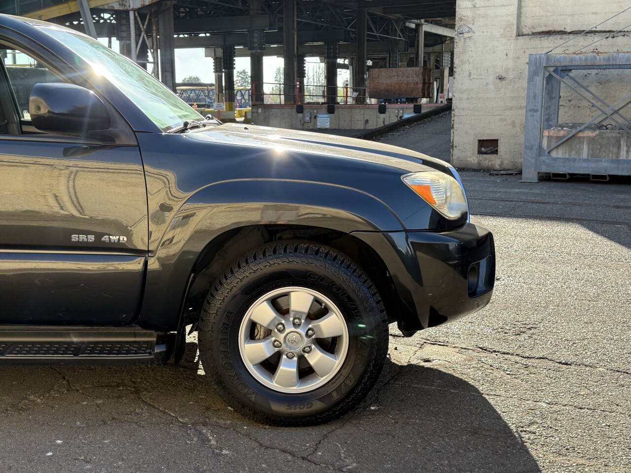 Used 2007 Toyota 4Runner SR5 AWD/4WD image 38