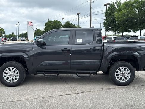 New 2026 Toyota Tacoma SR5 AWD/4WD image 2