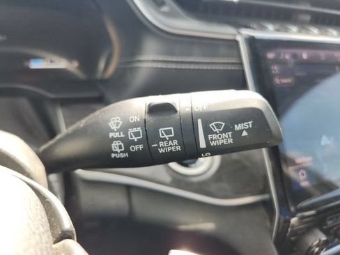 Used 2021 Jeep Grand Cherokee L Limited RWD image 42