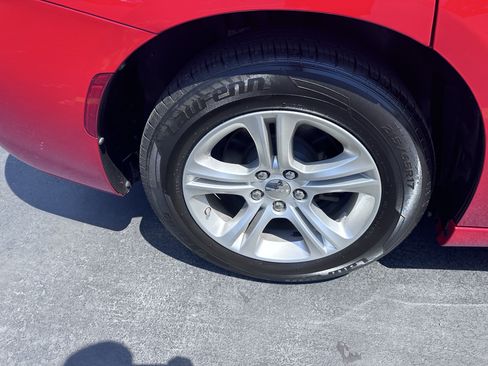 Used 2022 Dodge Charger SXT RWD image 10