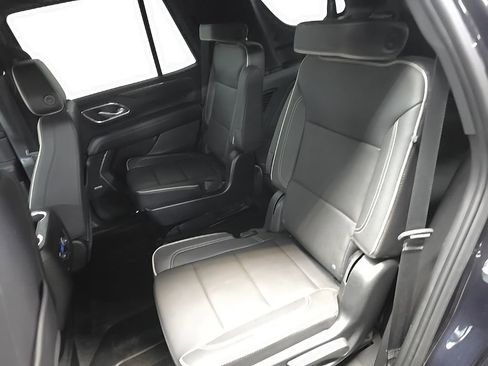 Used 2023 Chevrolet Tahoe Premier w/ Premium Package image 33