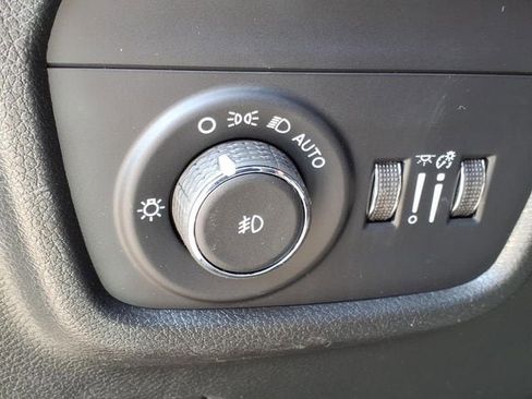 New 2026 Jeep Grand Cherokee L Limited AWD/4WD image 17
