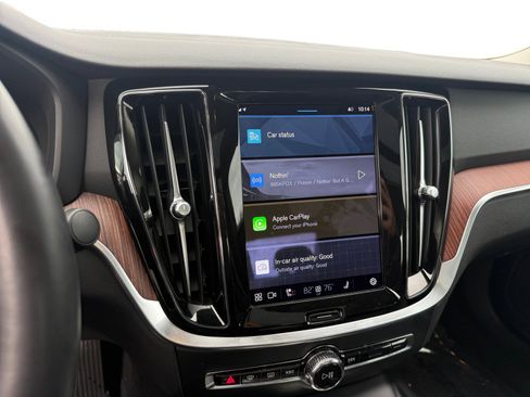 Used 2024 Volvo S60 B5 Plus image 12