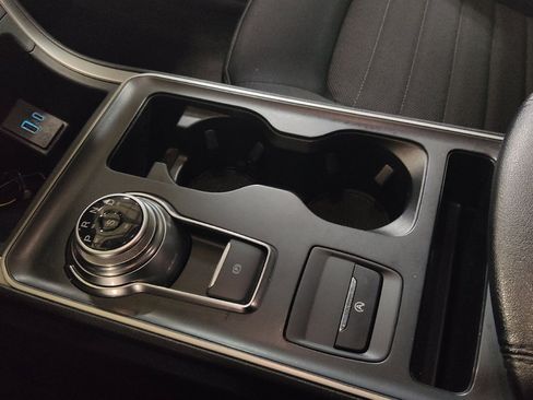 Used 2022 Ford Edge SE image 26