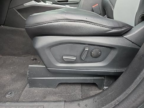 Used 2023 Ford Explorer XLT w/ Equipment Group 202A AWD/4WD image 45