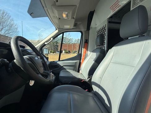 Used 2019 Ford Transit 150 148 Medium Roof image 12