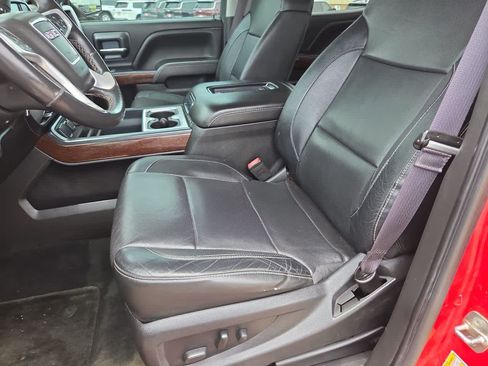 Used 2017 GMC Sierra 1500 SLT w/ SLT Preferred Package AWD/4WD image 19