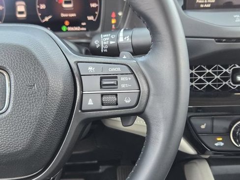 Used 2024 Honda Accord EX-L image 28