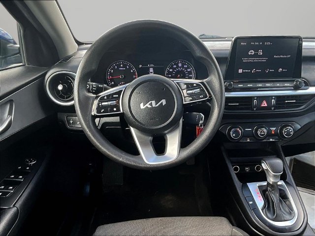 Certified 2023 Kia Forte LXS w/ LXS Technology Package FWD image 8