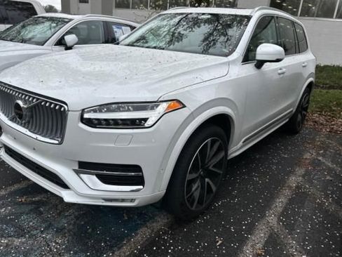 Used 2023 Volvo XC90 B6 Plus w/ Protection Package Premier image 4