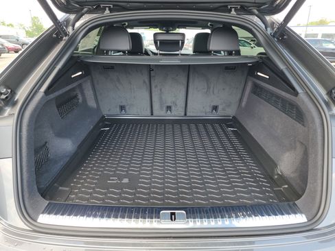 New 2025 Audi Q8 Premium image 19