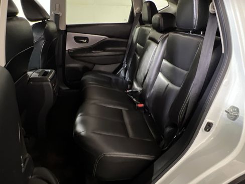 Used 2023 Nissan Murano SV image 23
