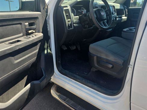 Used 2016 RAM 1500 Tradesman w/ Popular Equipment Group AWD/4WD image 8
