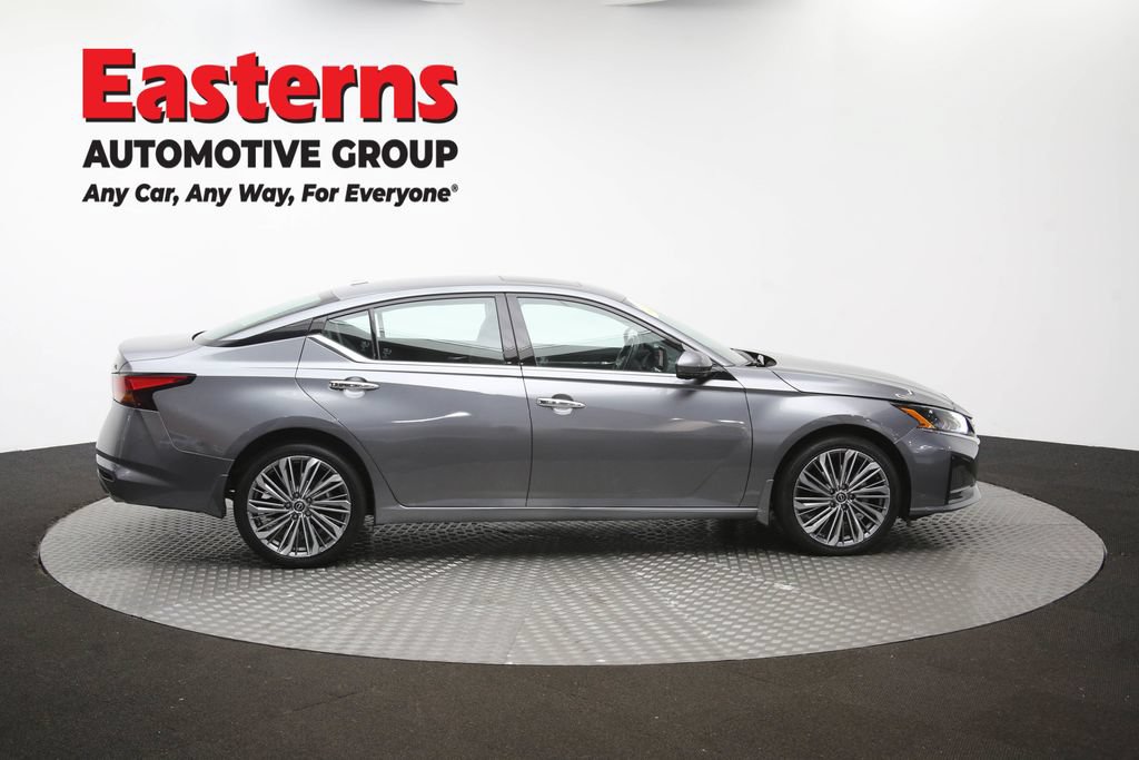 Used 2023 Nissan Altima 2.5 SL AWD/4WD image 39