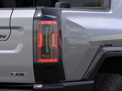 New 2024 GMC Hummer EV 3X w/ Extreme Off-Road Package image 11
