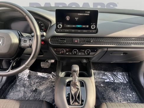 Used 2025 Honda HR-V Sport image 13