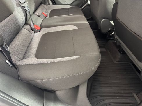 Used 2022 Chevrolet TrailBlazer LT w/ LPO, Blackout Package FWD image 40