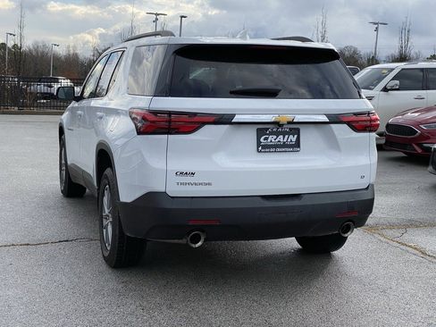 Used 2023 Chevrolet Traverse LT image 5