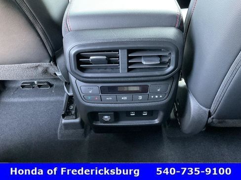 Used 2026 Honda Pilot Black Edition image 46