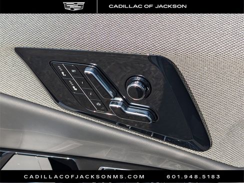 New 2026 Cadillac Optiq Sport 1 image 25