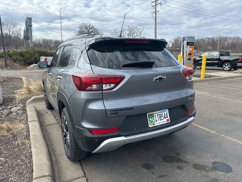 Used 2021 Chevrolet TrailBlazer LT w/ Sun and Liftgate Package image 17
